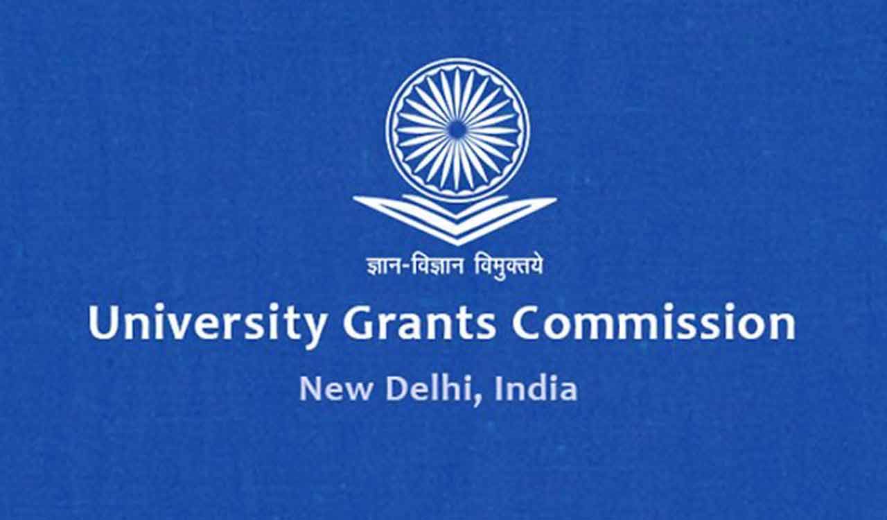 UGC asks varsities to devise mechanism for students to pursue dual degree