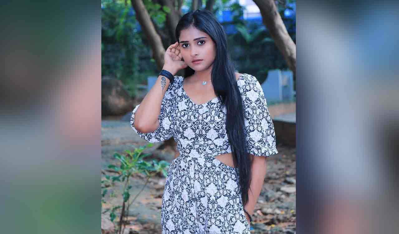 Bigg Boss 6 contestant Arohi Rao participates in Green India Challenge