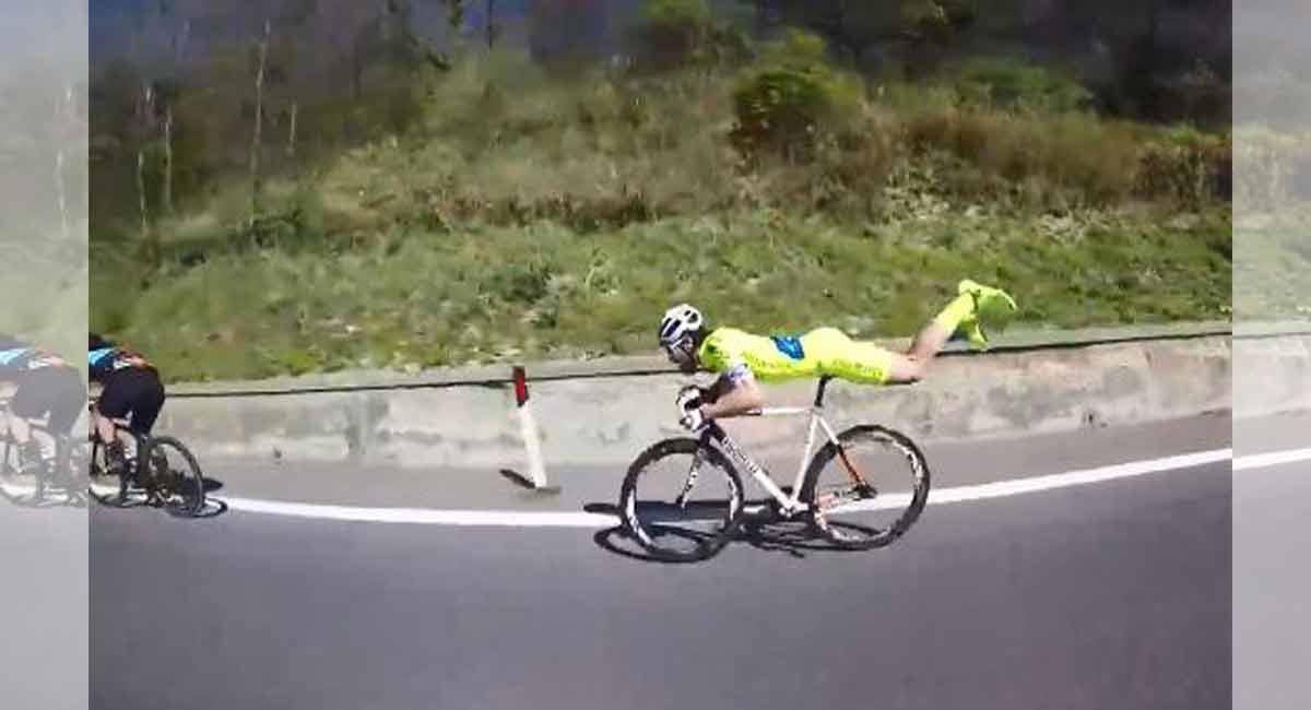 This Italian cyclist’s incredible stunt leaves netizens amazed ...