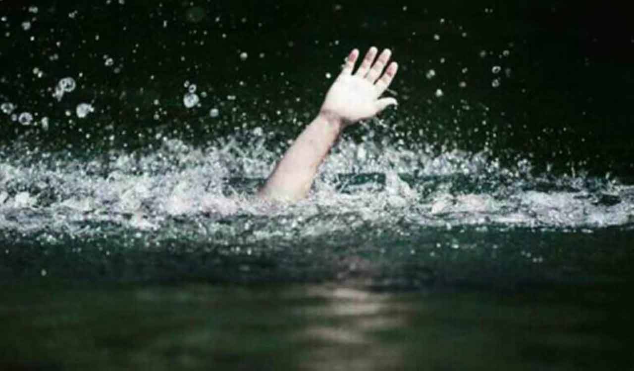 Two youngsters drown in stream in Adilabad