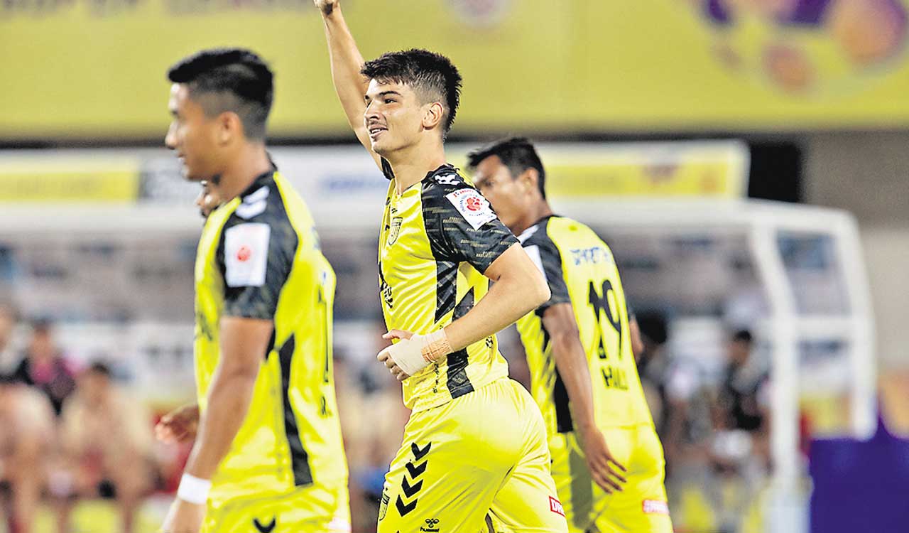 ISL: Hyderabad FC down FC Goa to return to top of table