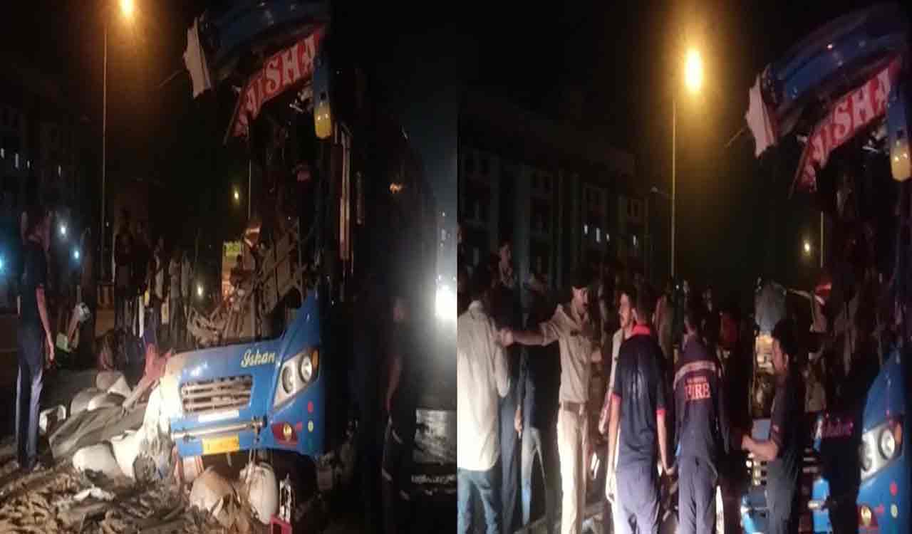 Six killed as bus collides with container truck in Gujarat