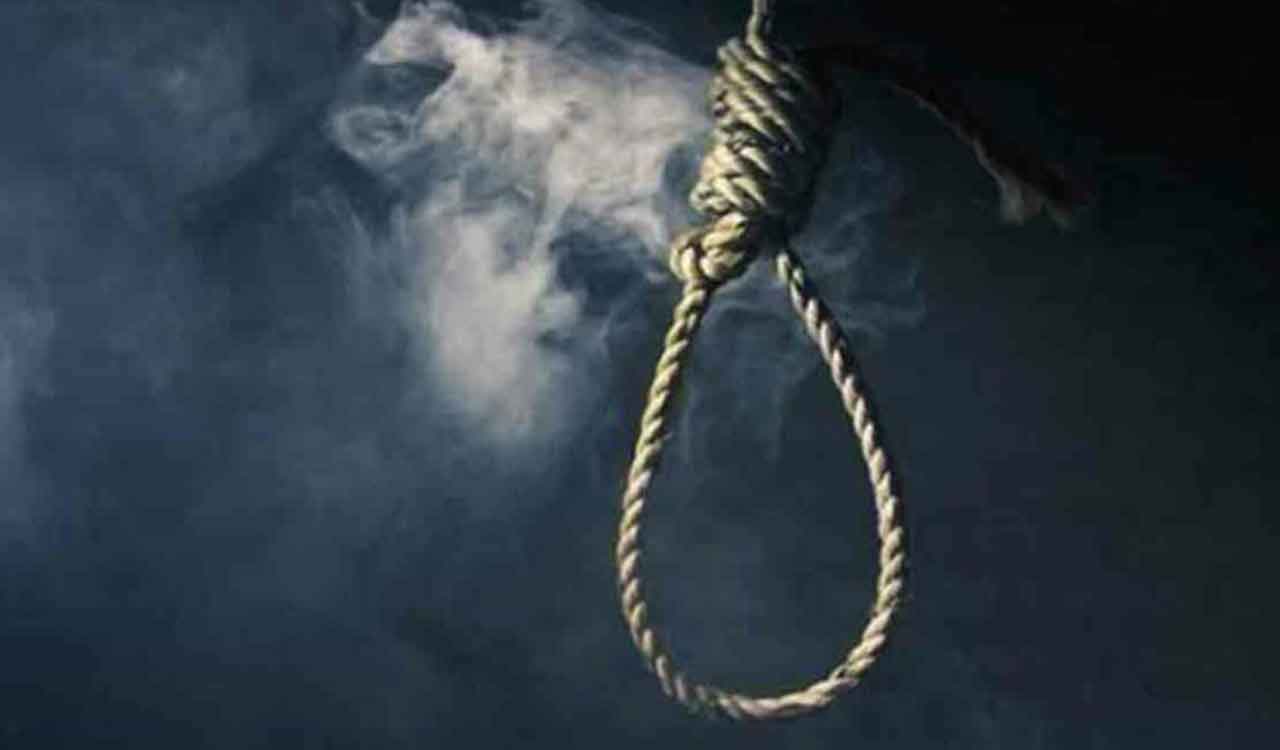 Hyderabad: Man ends life at Bahadurpura over financial problems