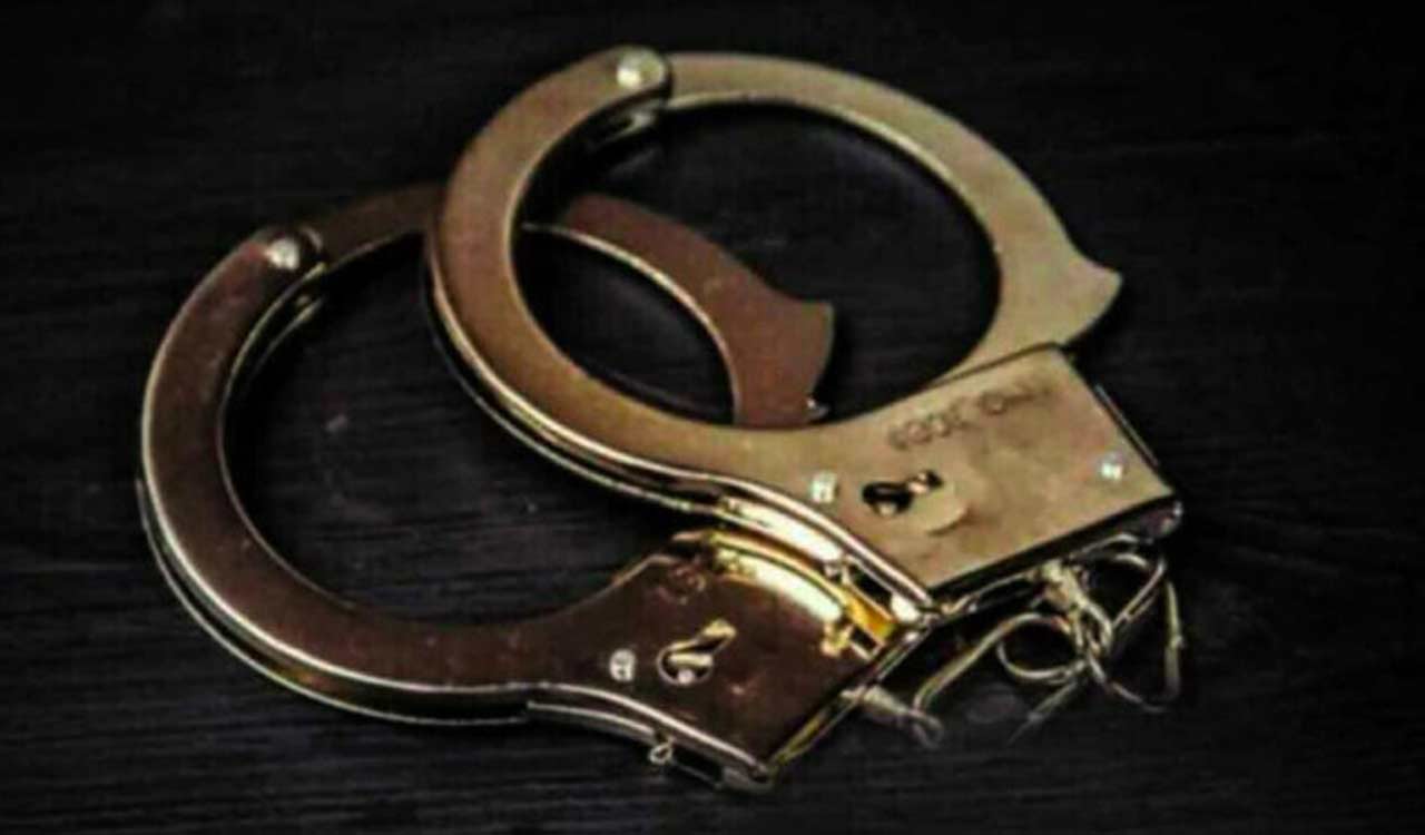 Car driver held for sexually abusing kindergarten student in Banjara Hills