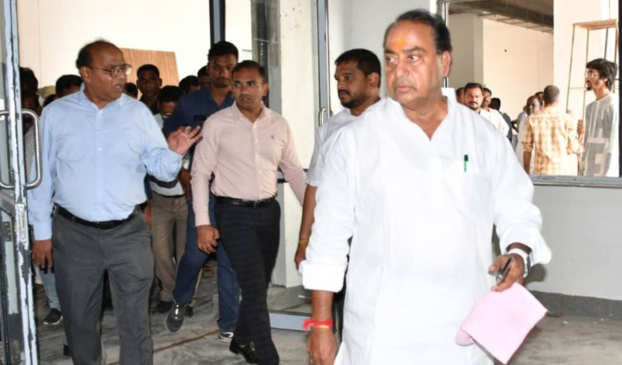 Indrakaran Reddy sets deadline to complete works of Nirmal Collectorate