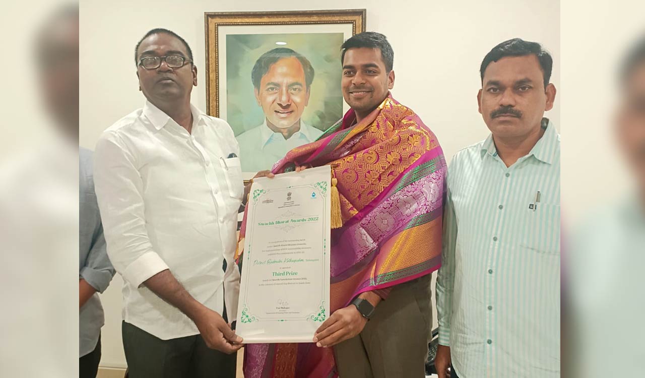 Kothagudem Collector lauded for winning Swachh Bharat Award