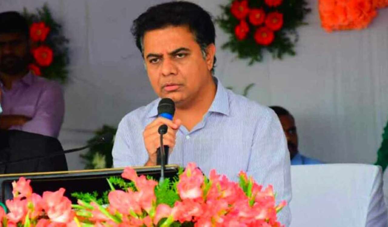 KTR slams BJP’s Quid pro Quo arrangement with Munugode MLA candidate