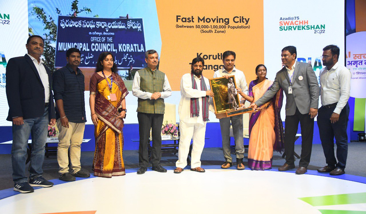 KTR receives Swachh Survekshan Urban awards