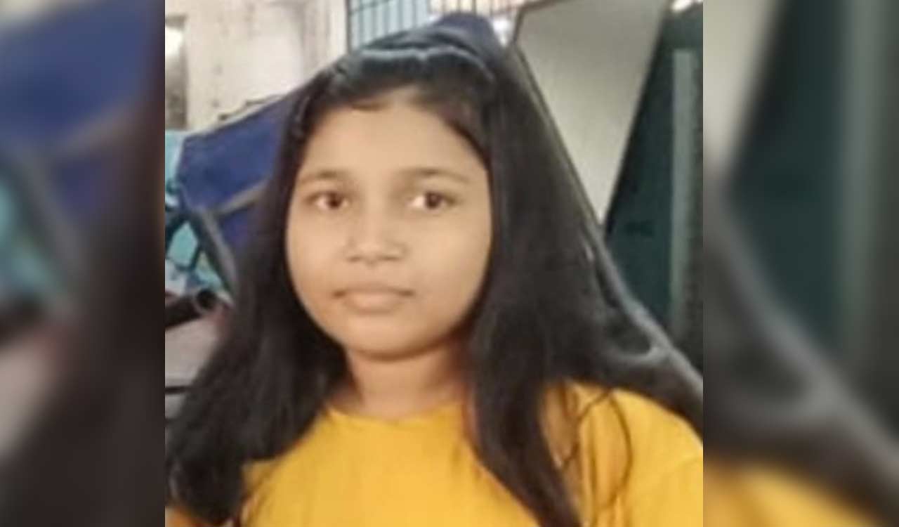 Mancherial: Girl student dies during treatment, parents cry foul