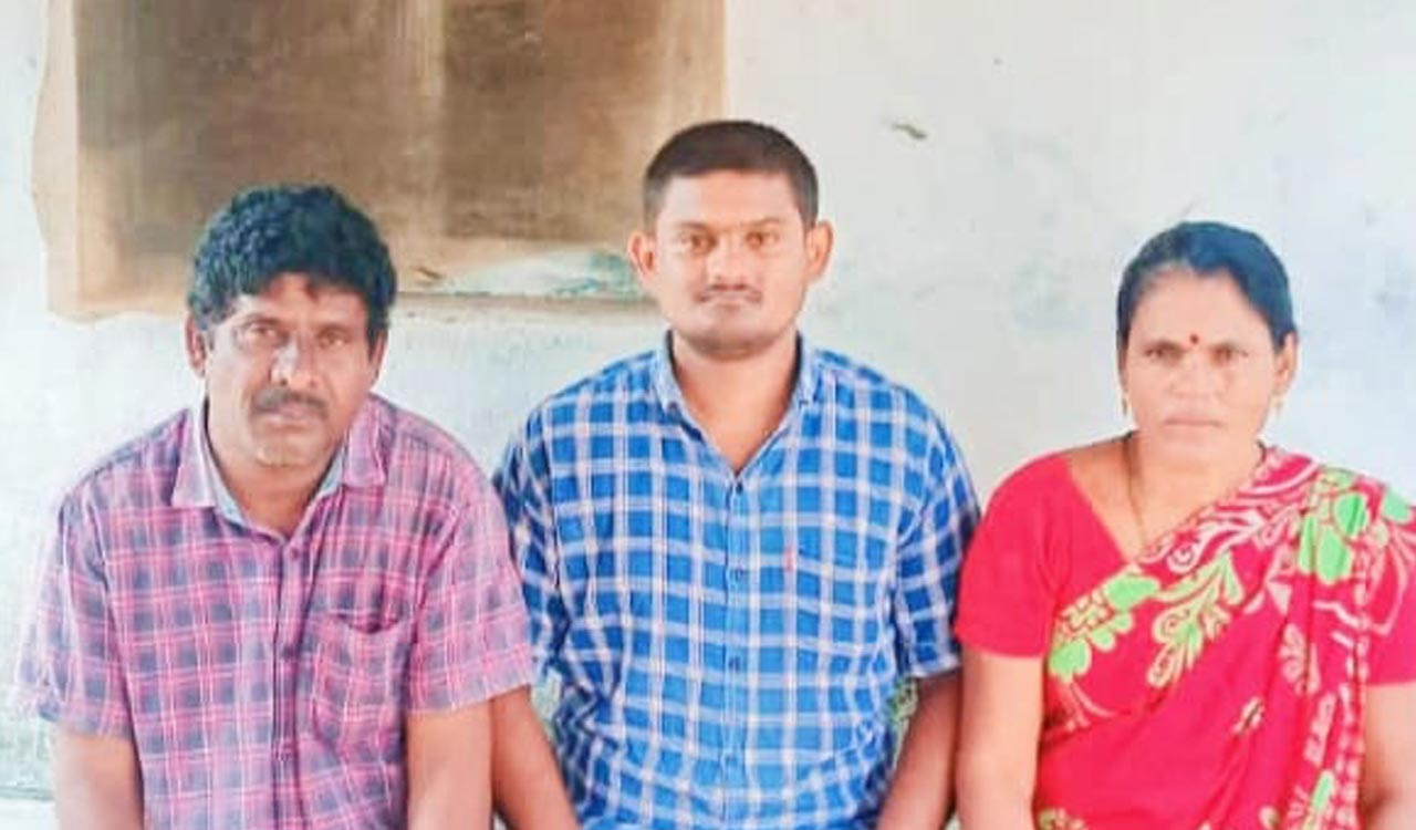 KTR assures help to tribal student to go to IIT