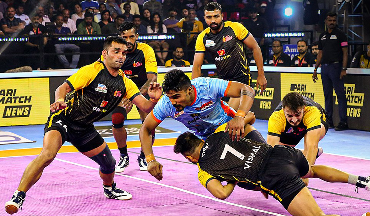 Pro Kabbadi League: Telugu Titans lose to Bengal Warriors