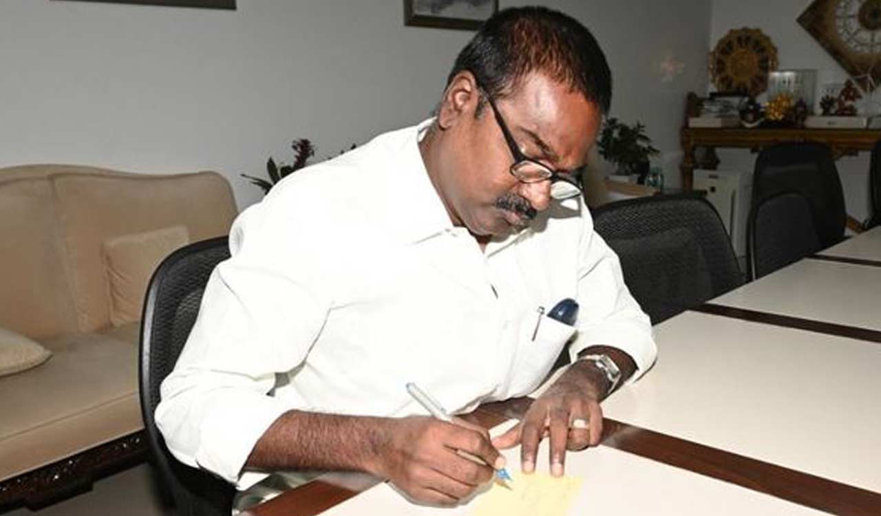 Withdraw GST on handloom sector, Puvvada demands Centre