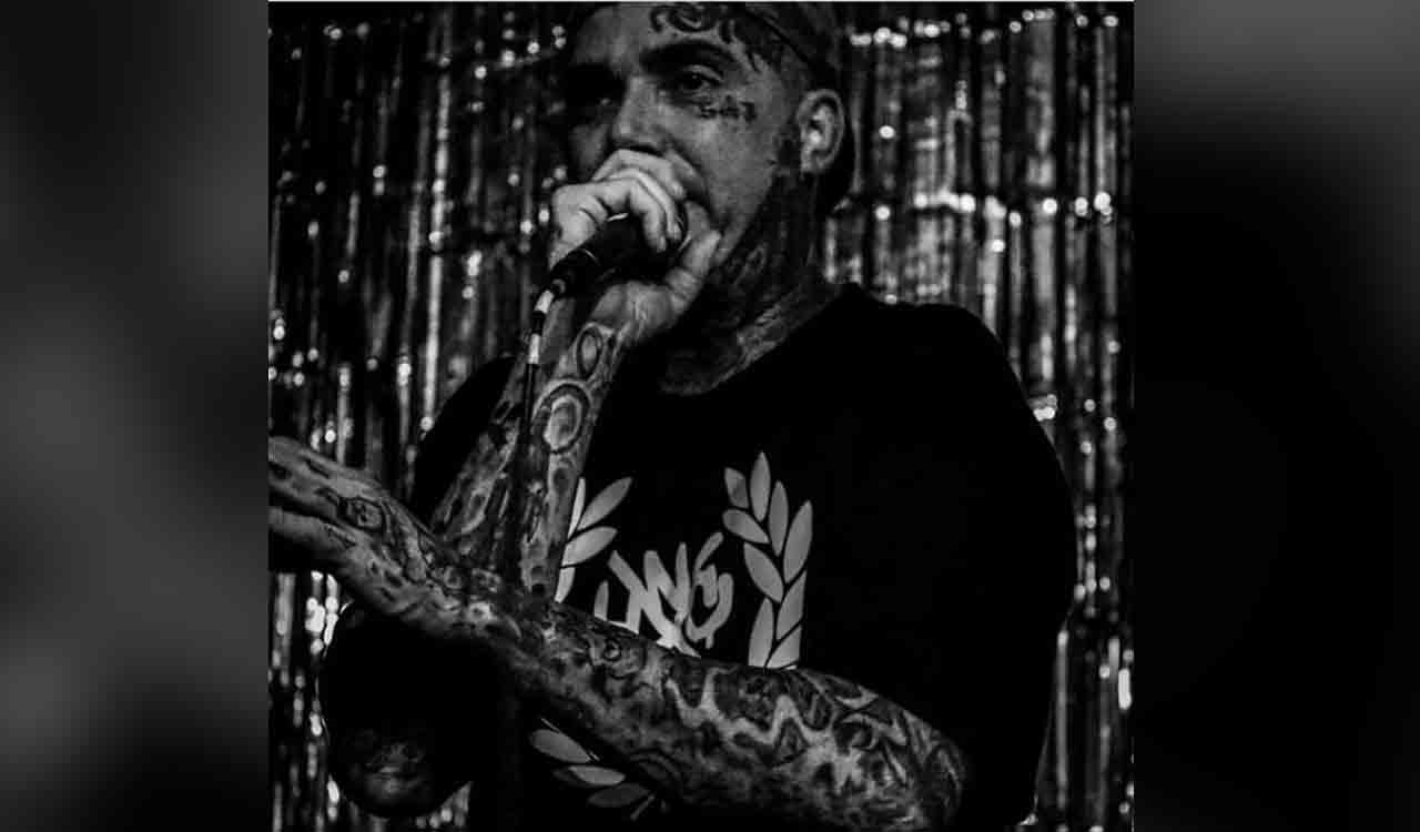 Watch: Rapper gets audience stoned by blasting weed smoke