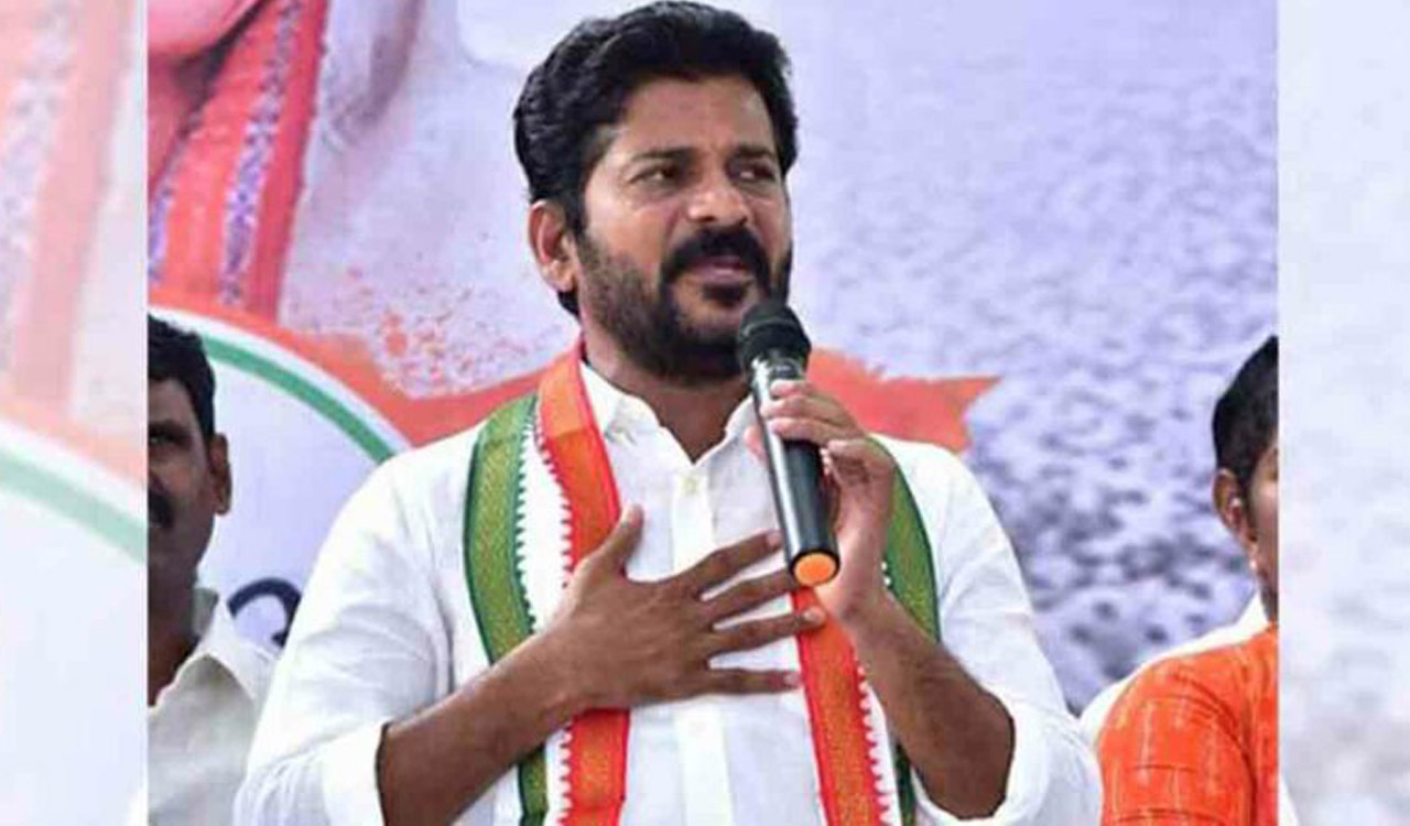 TPCC president asks people of Munugode for one chance for a woman as their MLA