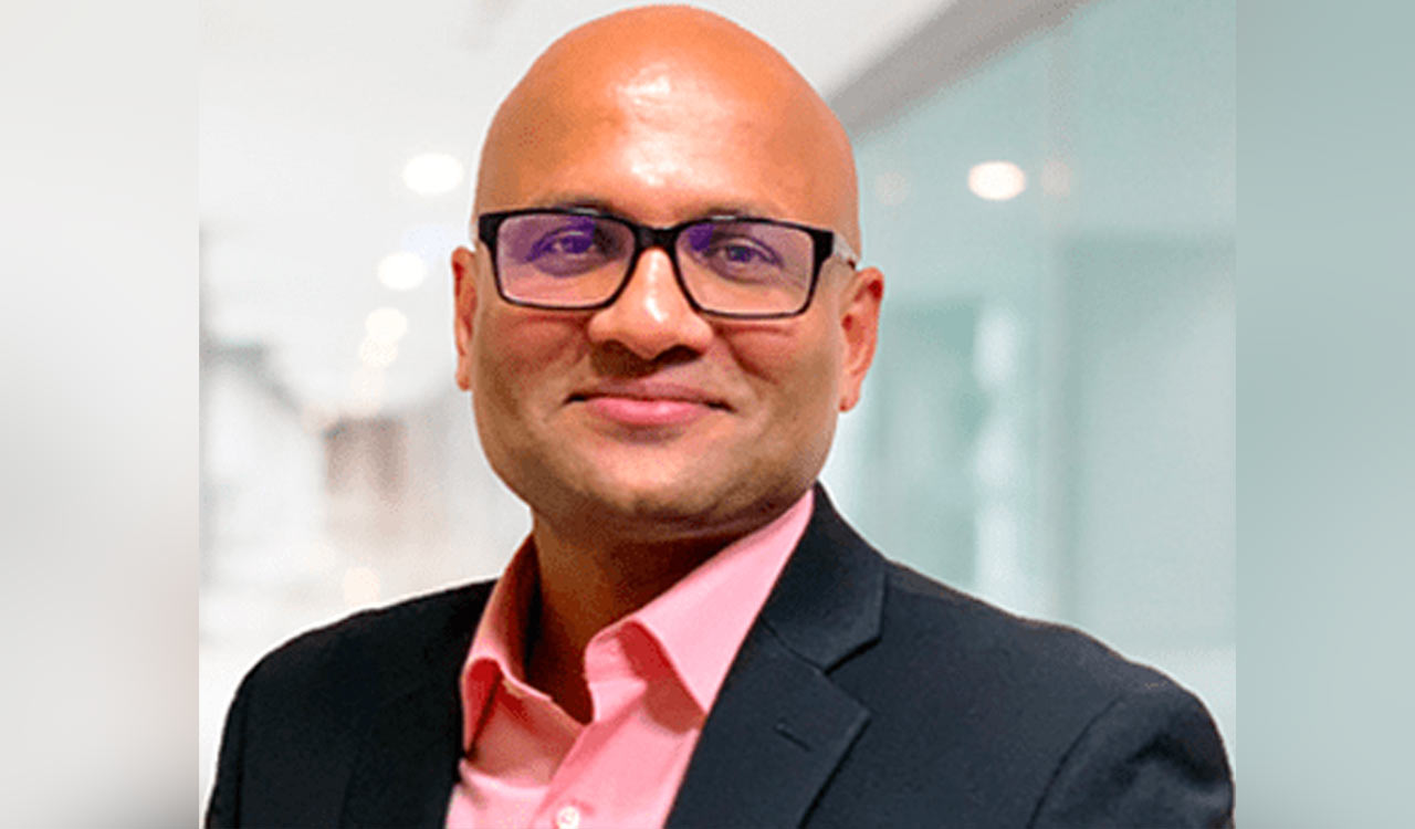 CriticalRiver receives three awards by Comparably