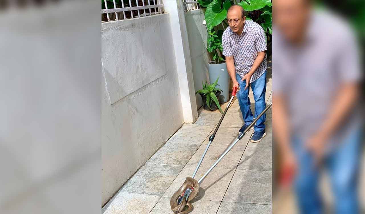 Hyderabad: Snake rescued from retired IAS official’s residence in Jubilee Hills