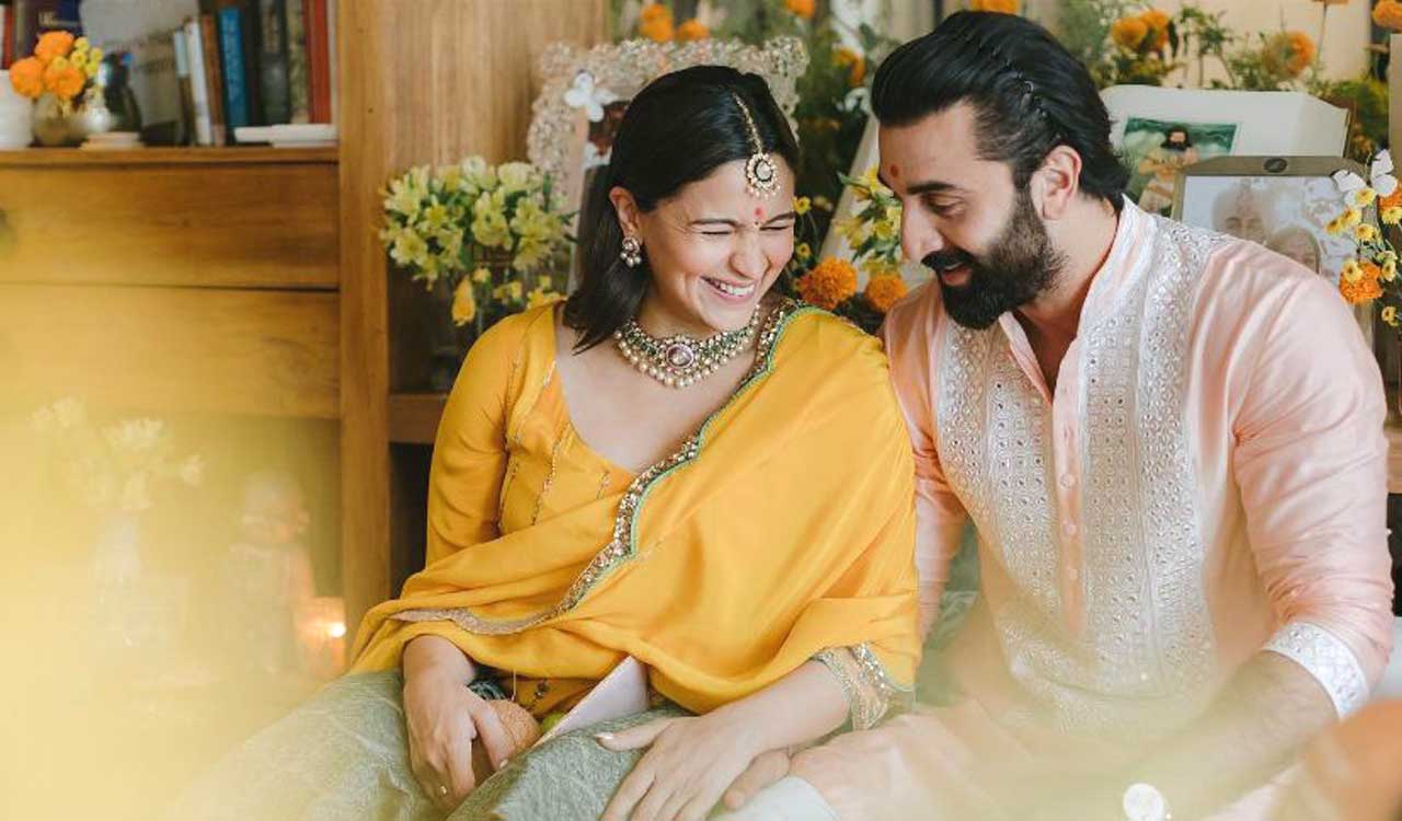 Alia Bhatt, Ranbir Kapoor take their baby girl home