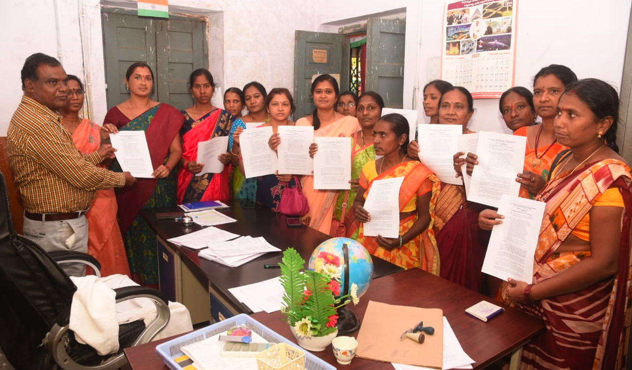 426 Anganwadi workers promoted as Grade II supervisors in Telangana