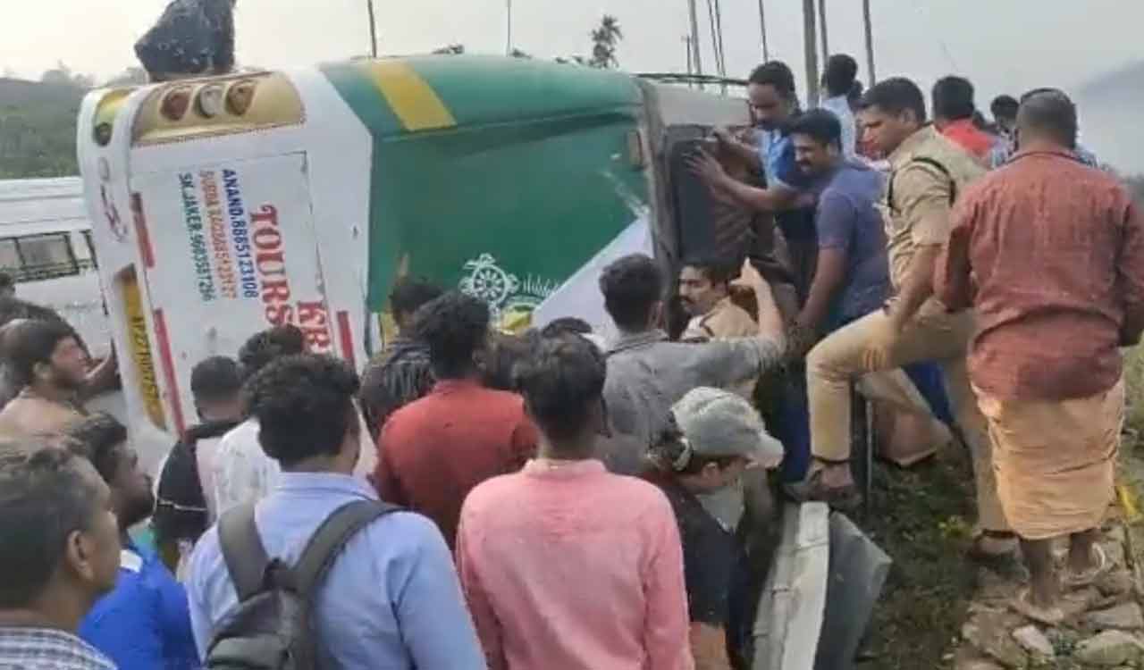 Bus carrying Sabarimala pilgrims from AP overturns; over 20 injured