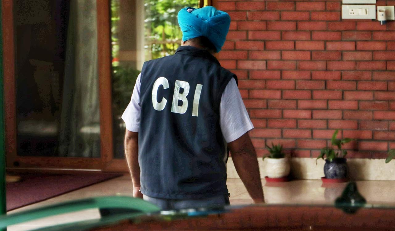 CBI summons Minister Gangula Kamalakar, MP Vaddiraju Ravichandra