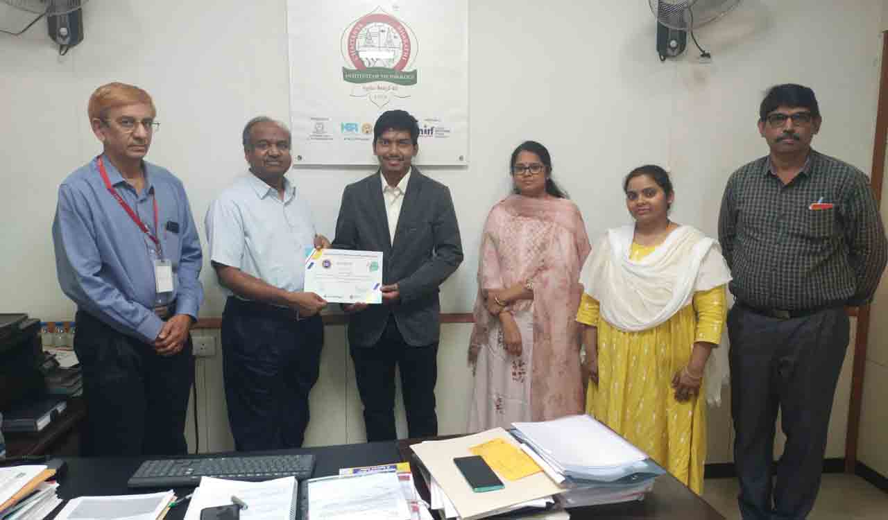 Hyderabad: CBIT student wins first prize in International Conference on Drug Discovery