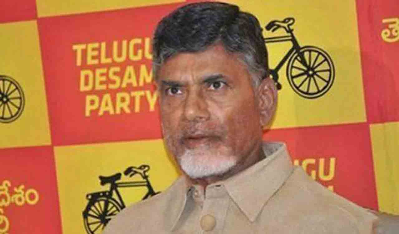 AP: Chandrababu loses his cool in Rayalaseema