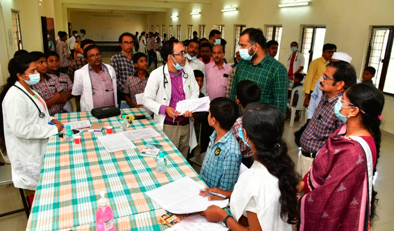Karimnagar Collector instructs officials to conduct mega health camps in all schools
