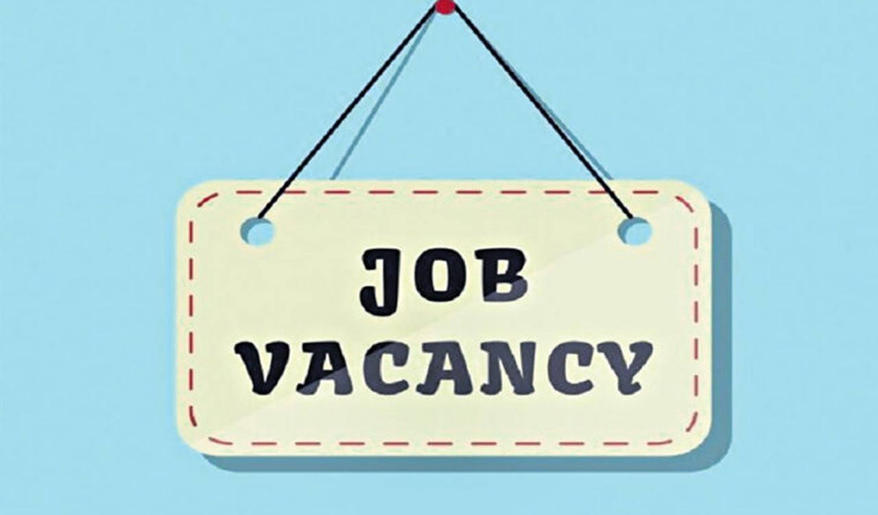 Looking for job? DEET is here to help you