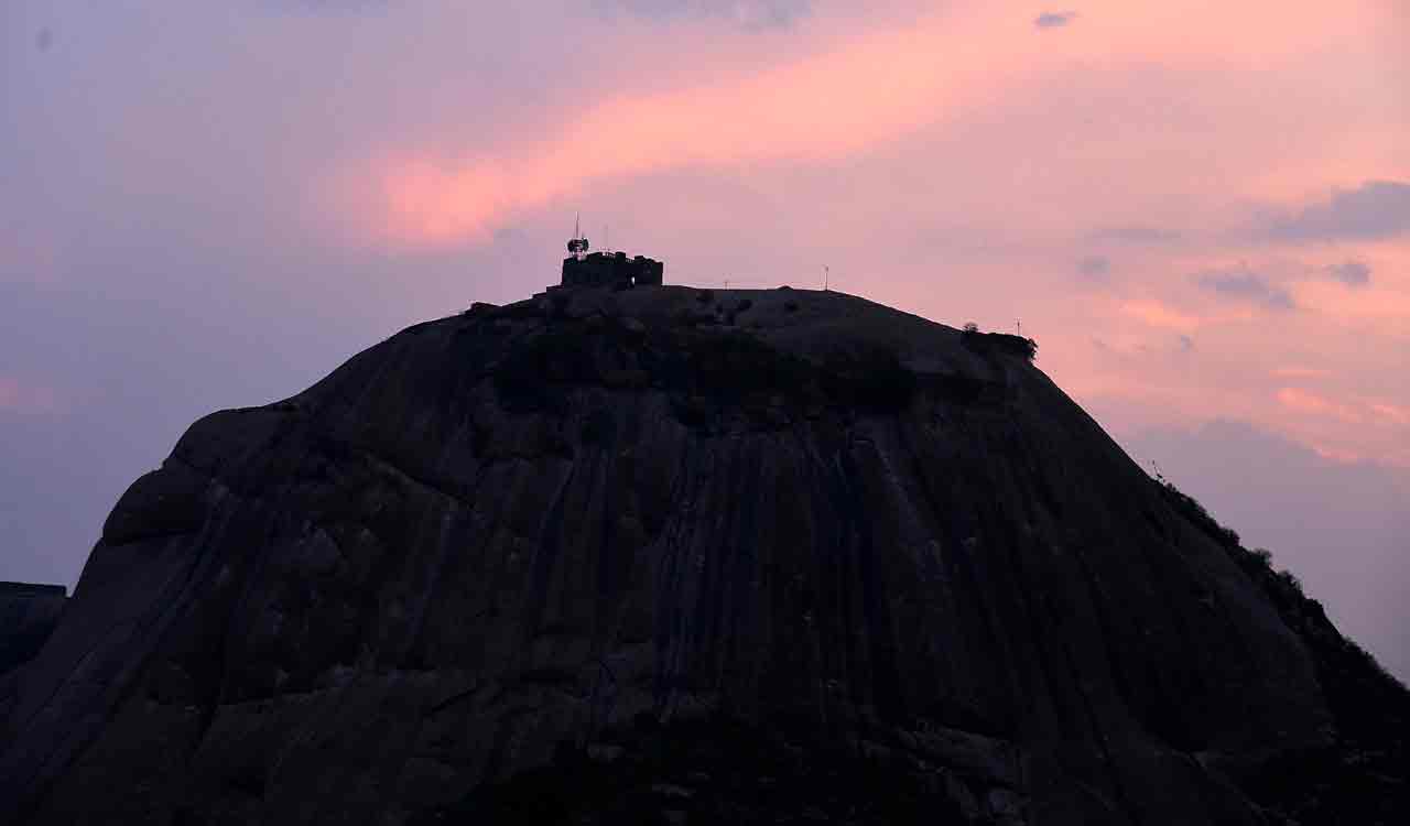 Go on a long drive to these destinations with your boy gang