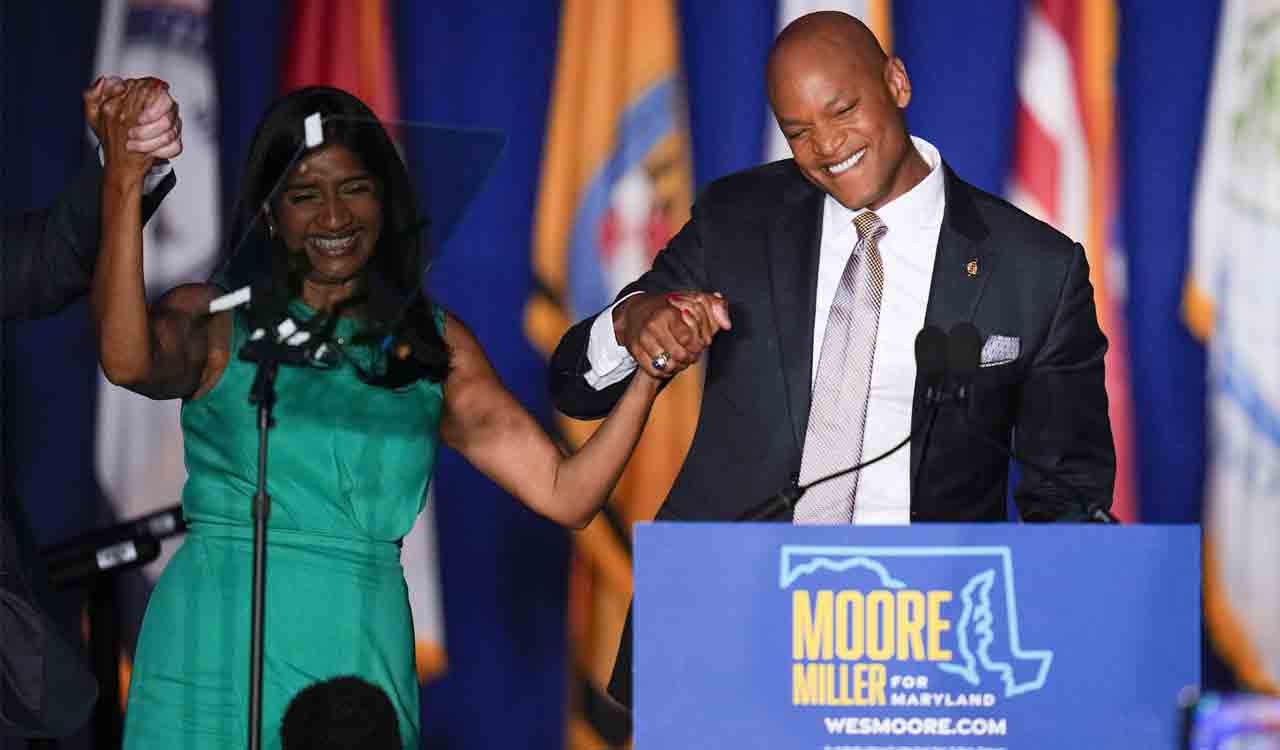 Democrats show surprising strength; control of Congress unclear