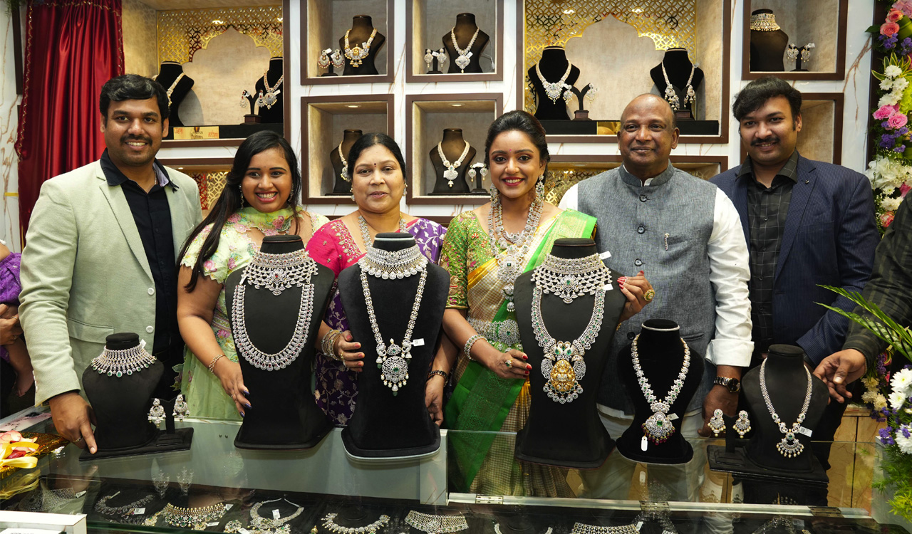 Hyderabad: Emmadi Silver Jewellery unveils Ratha Jewellery Collection