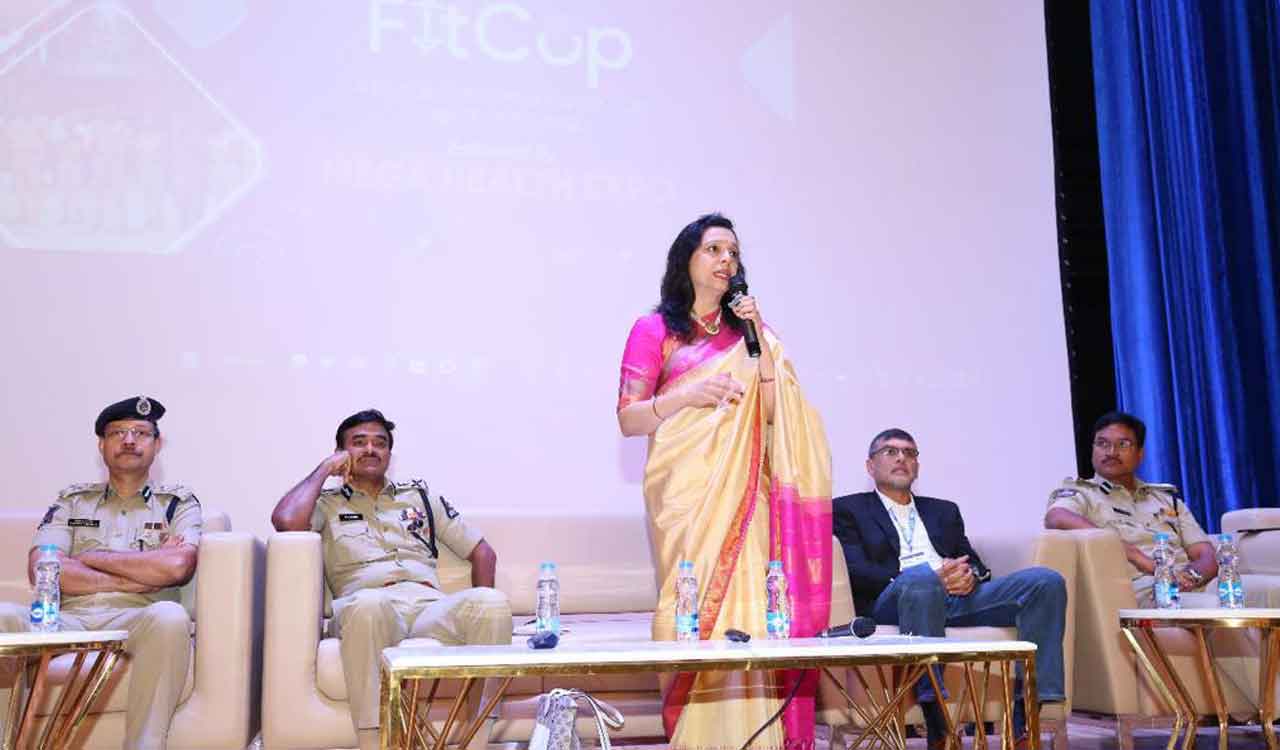 Fitcop app for police launched in Hyderabad