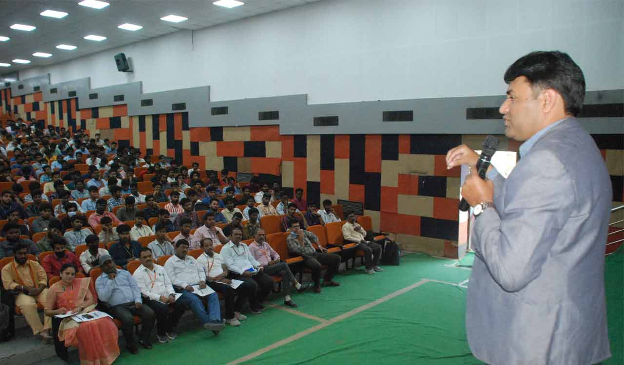 ‘Studying right courses abroad creates right competitive edge’