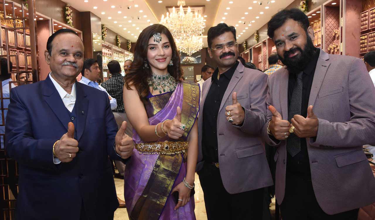 Manepally Jewellers launches its 5th store in Hyderabad