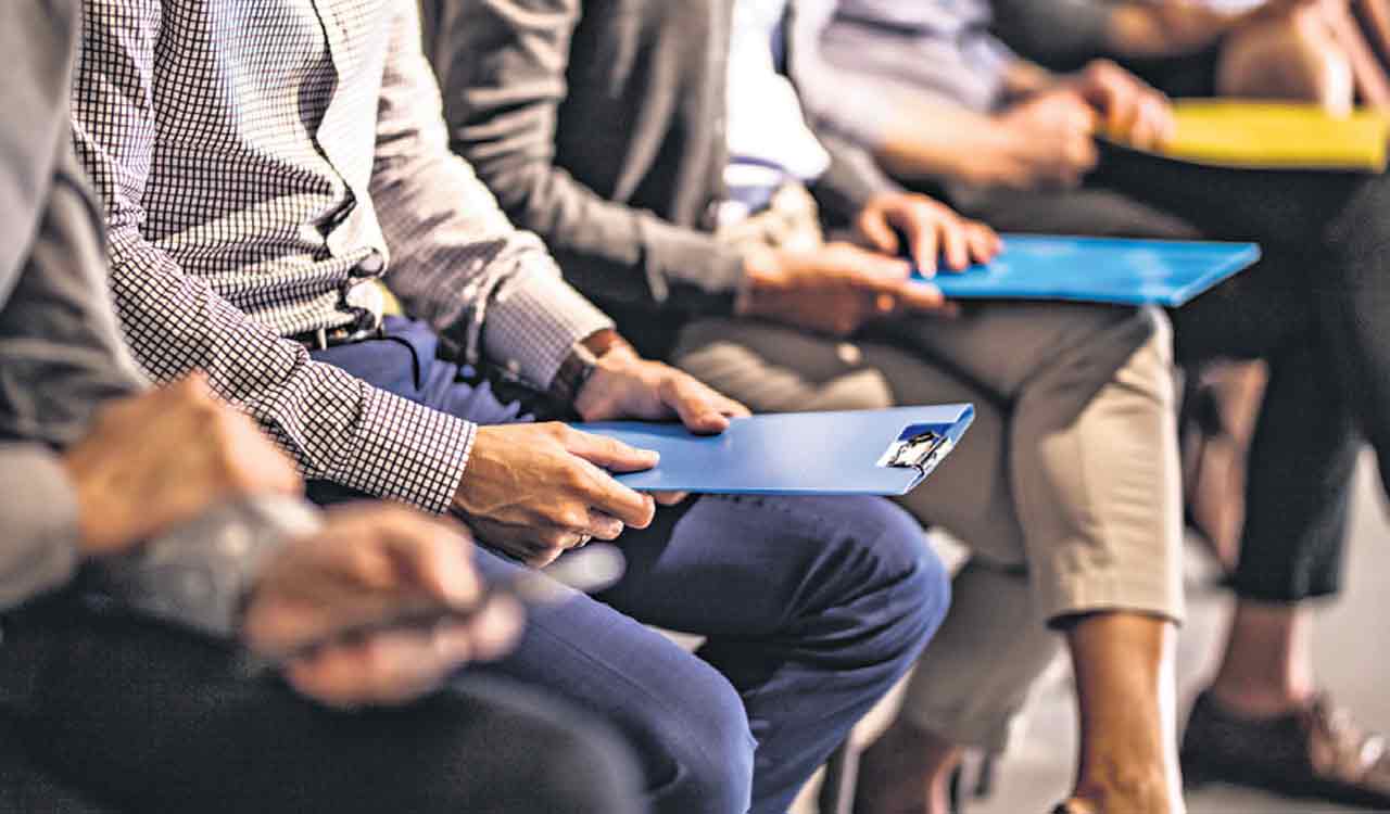 T-Recruit draws 6,000 job-seekers