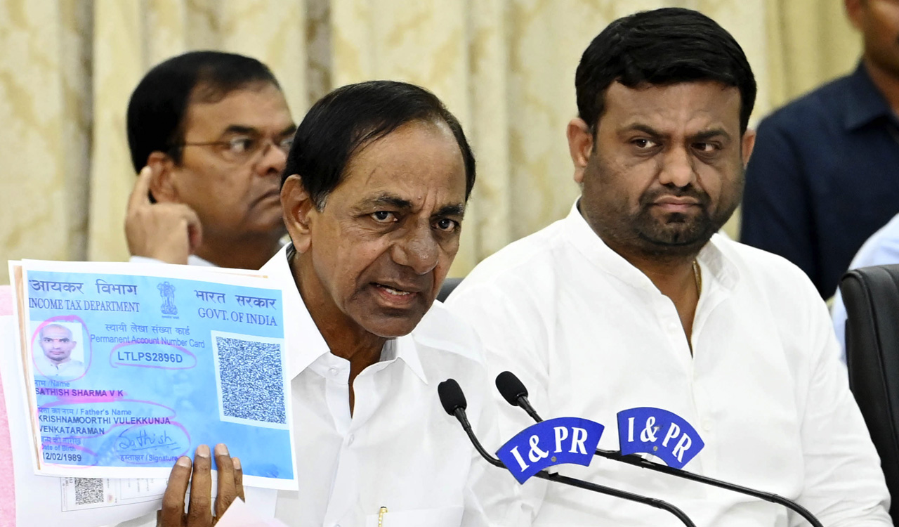 What is happening to democracy in India is unfortunate, shameful: CM KCR
