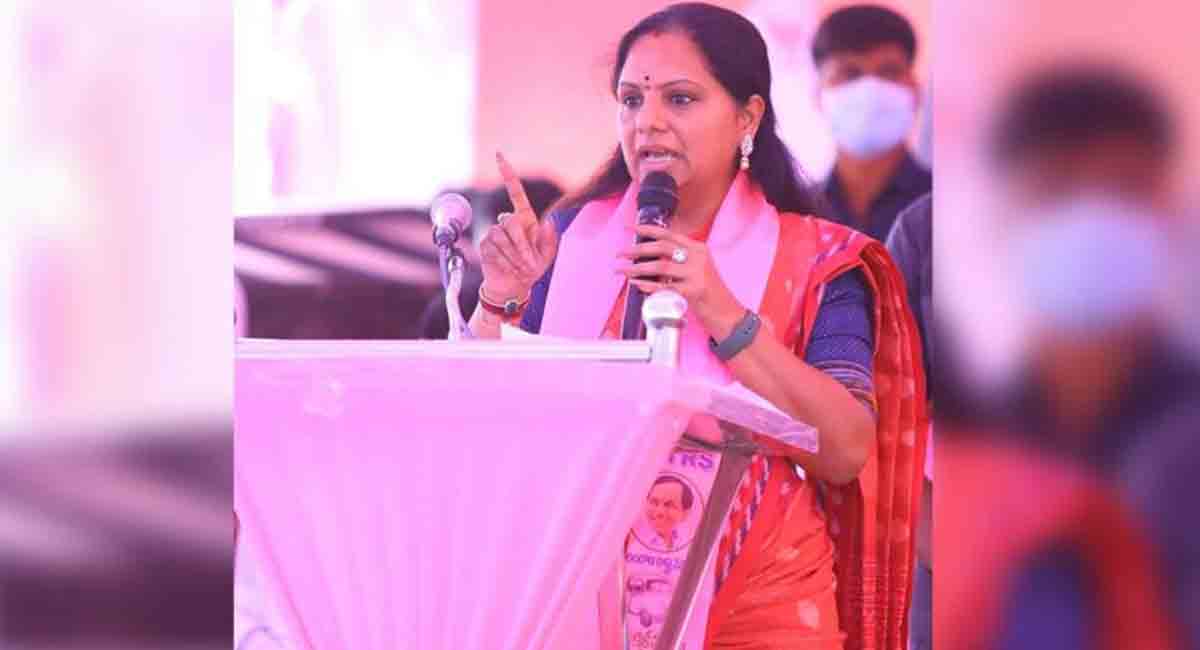 MLC Kavitha threatens to teach a lesson to MP Arvind over his remarks