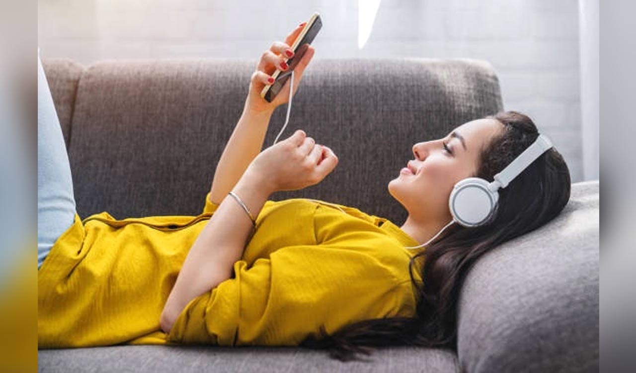 More than 1 billion young people potentially at risk of hearing loss