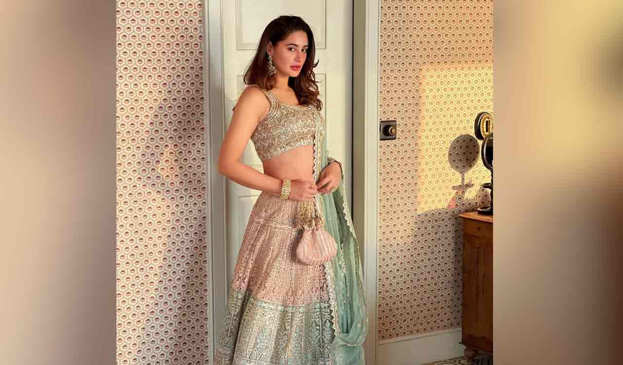 Nargis Fakhri is back with bang and these are three stunning looks of hers