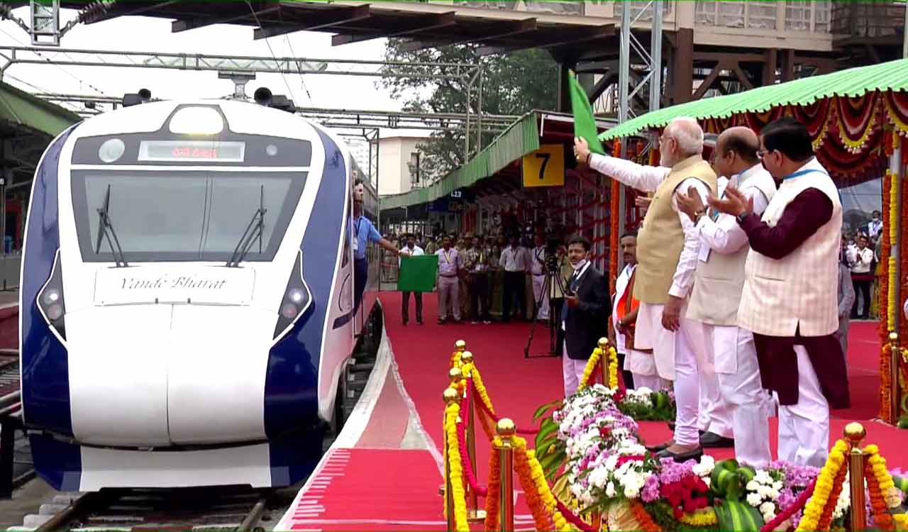 PM Modi flags off south India’s first Vande Bharat Express in Bengaluru