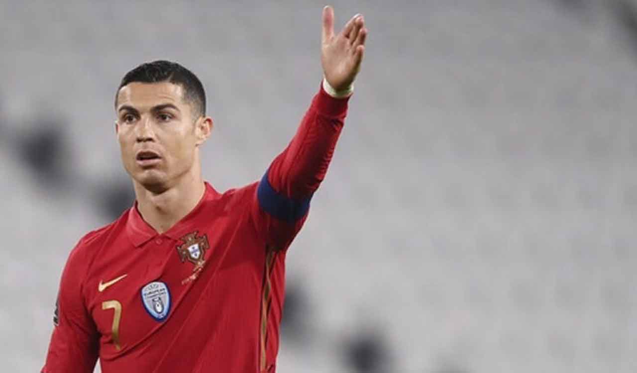 Ronaldo to leave Manchester United ‘with immediate effect’