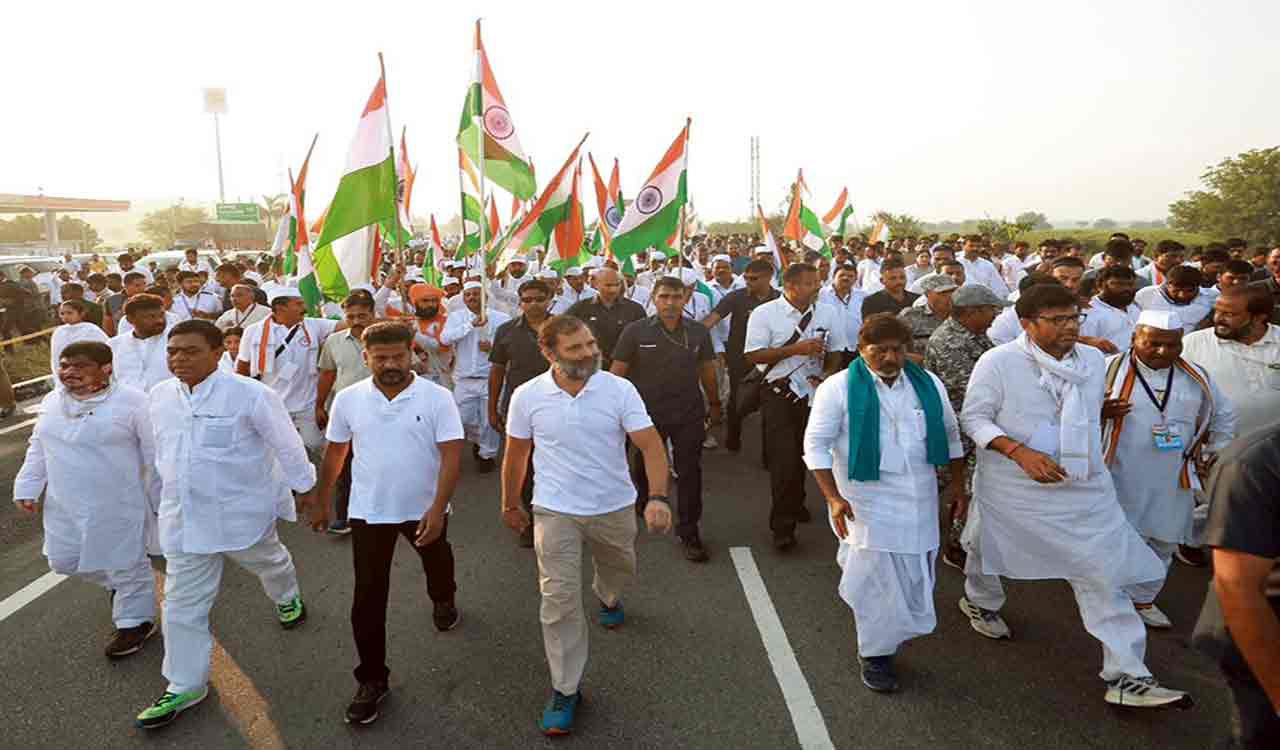 Bharat Jodo Yatra continues in Kamareddy district on last day in Telangana