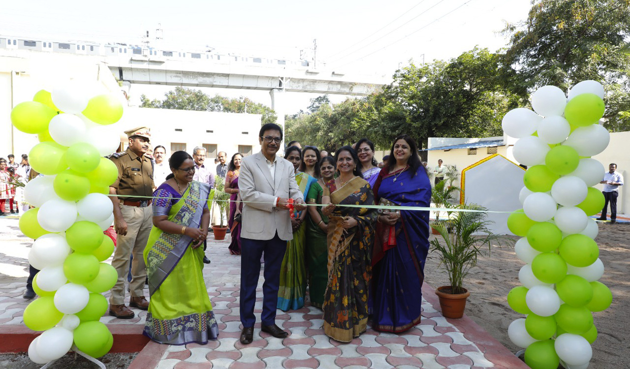 SCR GM inaugurates Green Play Ground in Chilkalguda