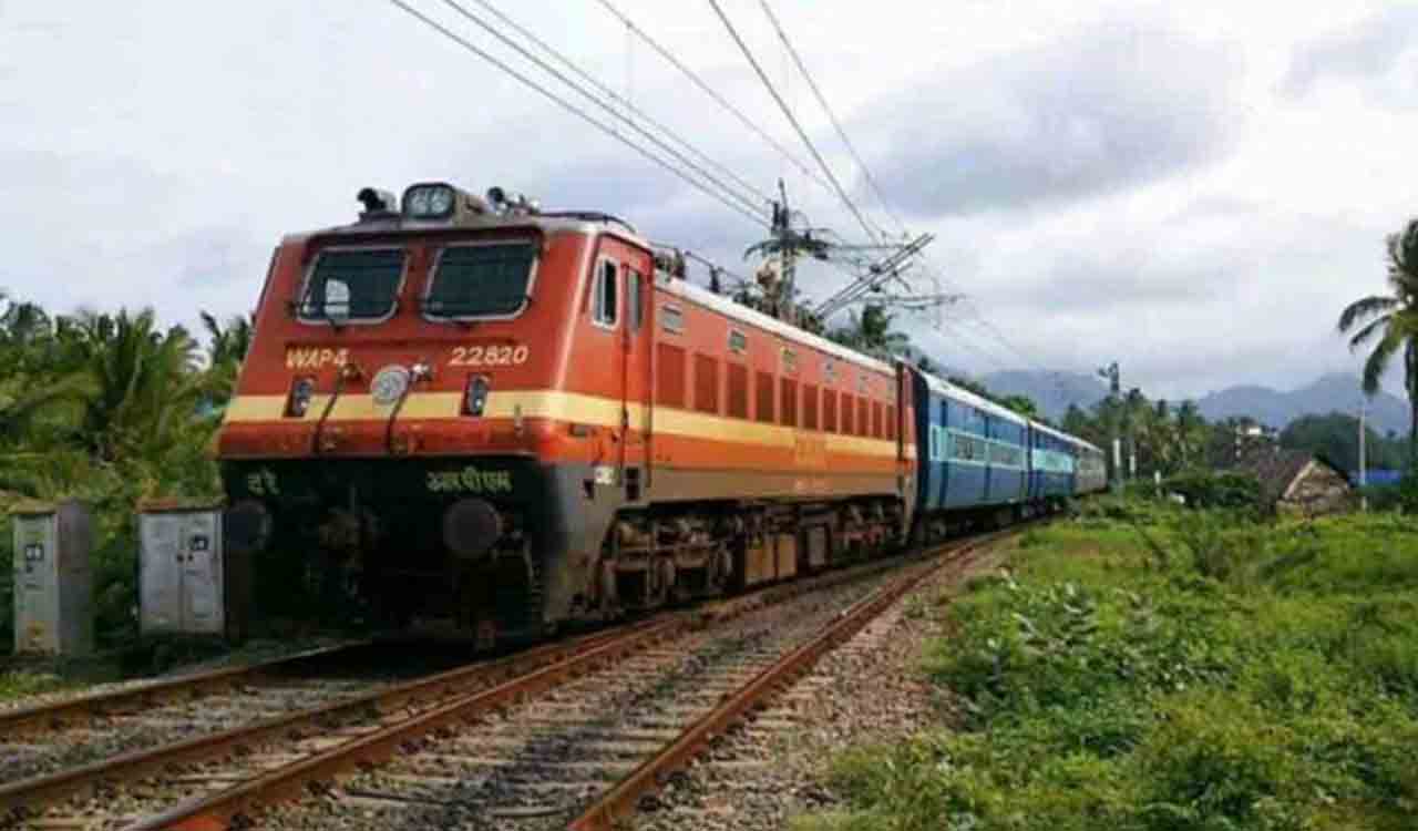 SCR to run special trains to clear extra rush