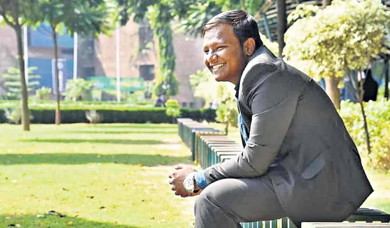 Meet Sai Abhinay, who motivates readers with his book Aarushi