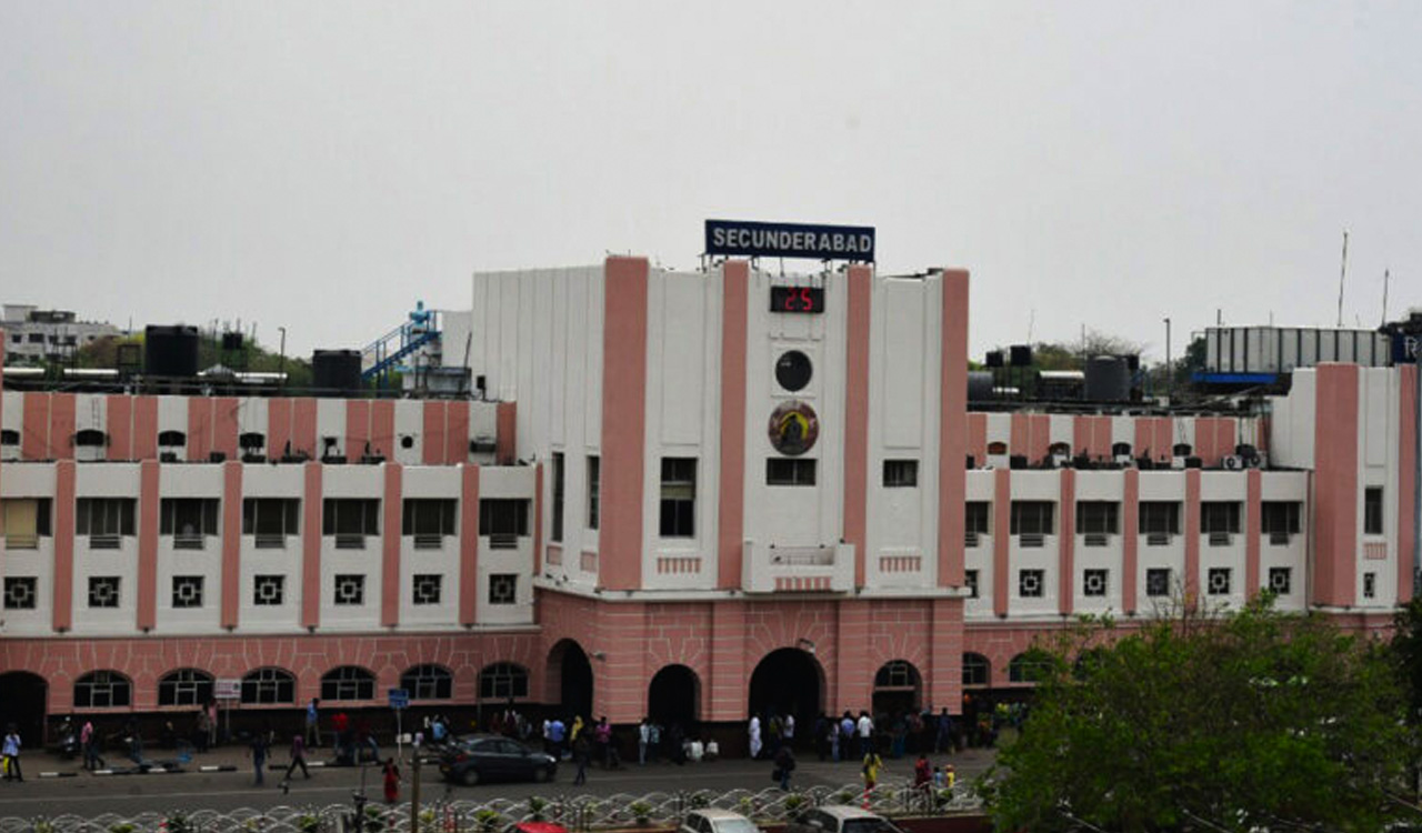 Forum for a Better Hyderabad appeals for safeguarding Secunderabad station’s main building