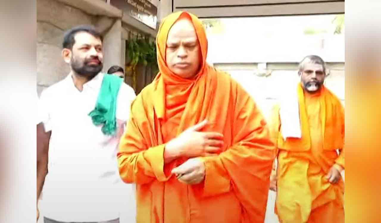 K’taka Lingayat mutt sex scandal: Accused seer drugged, abused girls