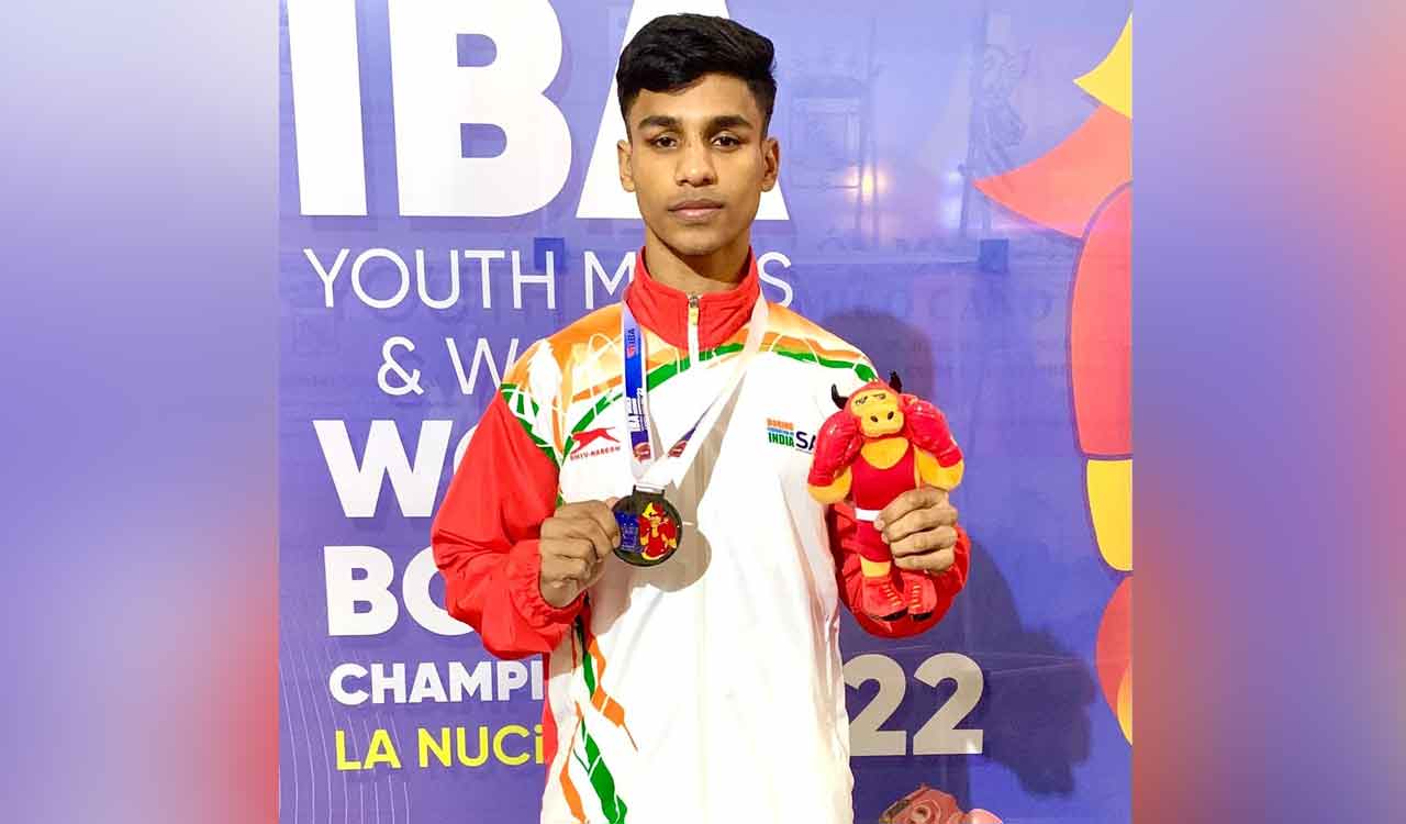 Vishwanath, Vanshaj, Devika clinch gold at Youth World Boxing