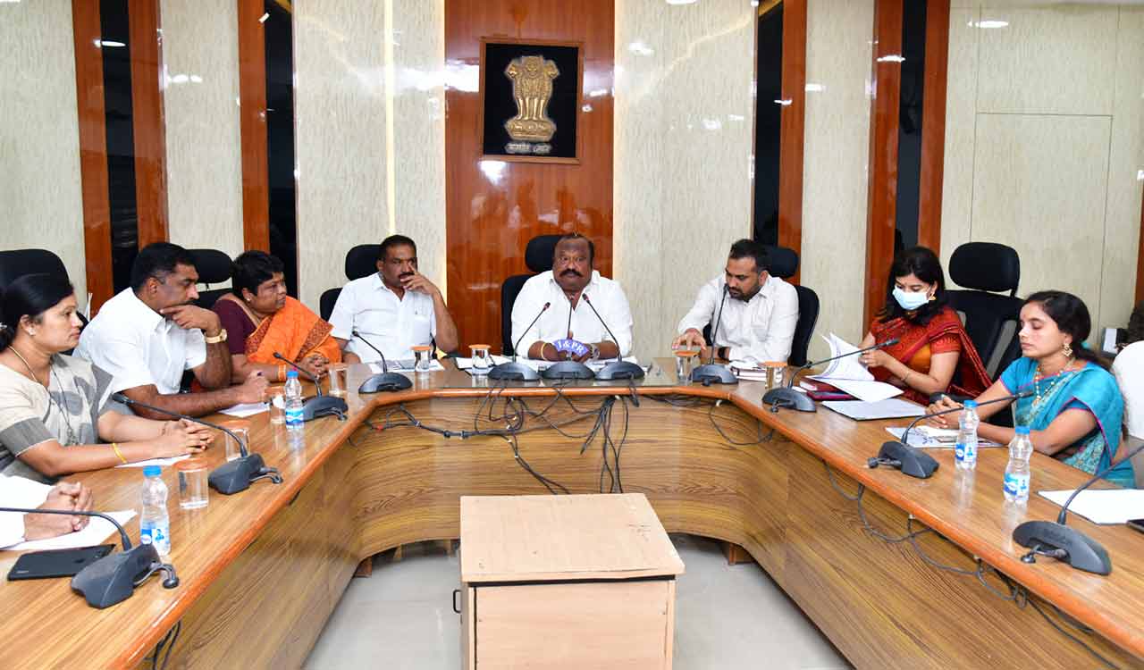 Karimnagar to be developed as excellent town: Gangula