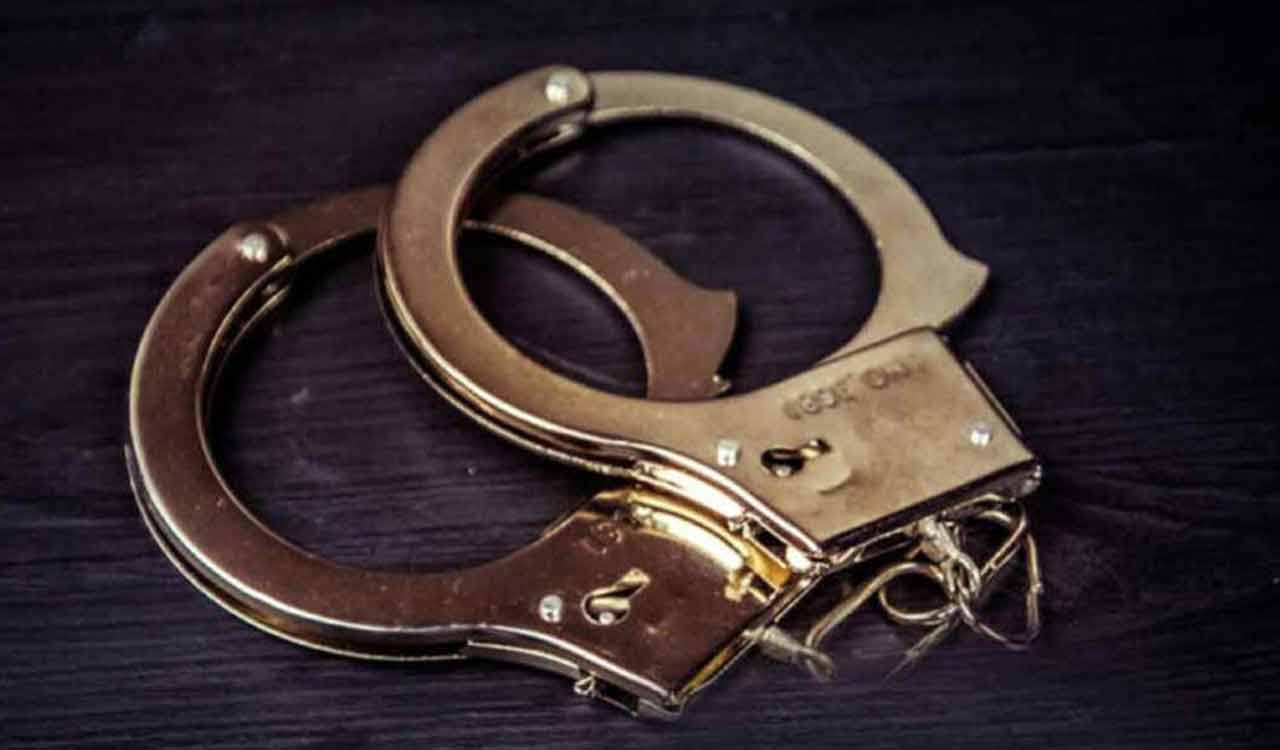 Two held, Rs 2.80 lakh worth PDS rice seized in Warangal